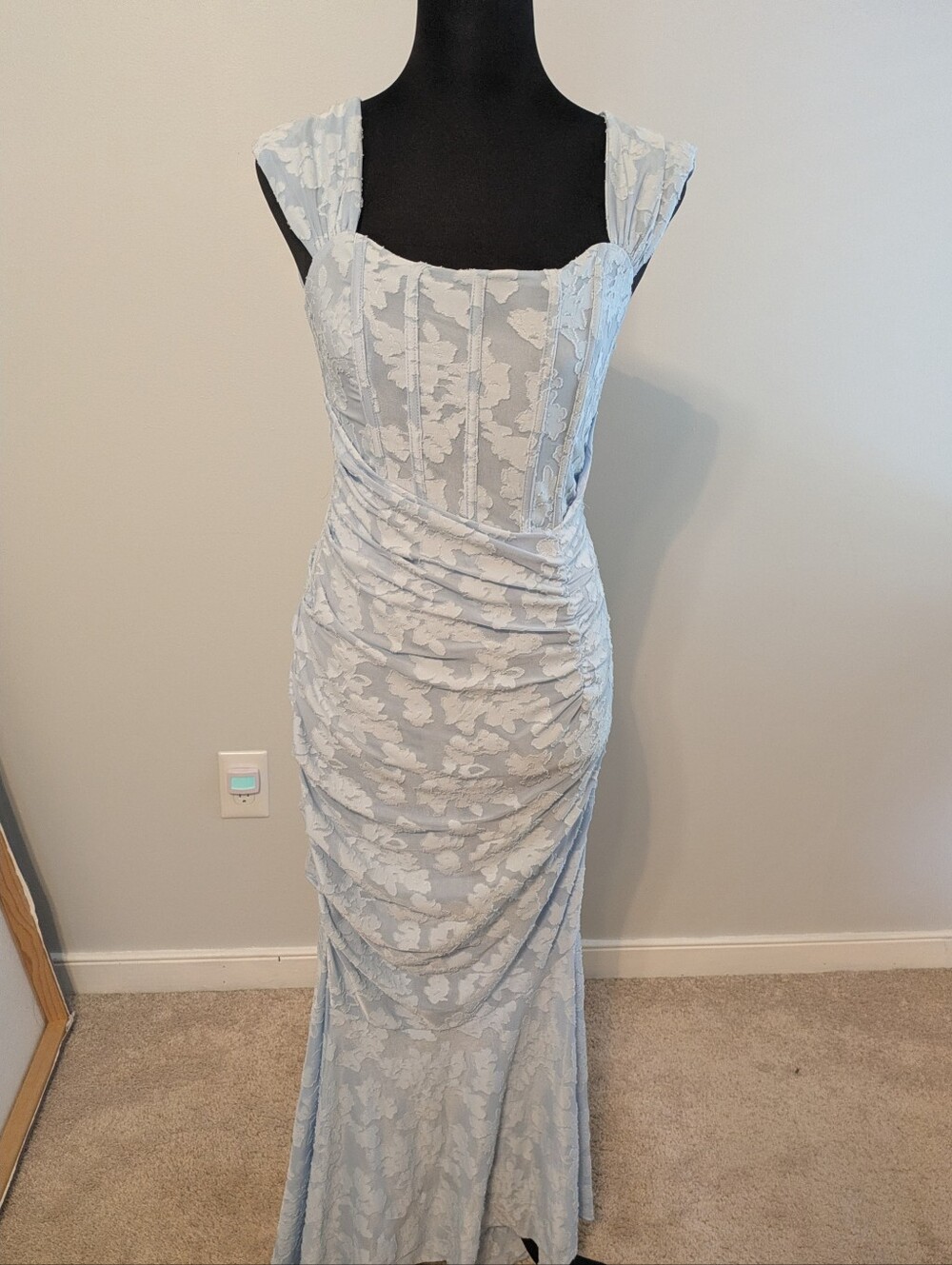 Corset Dress With Textured Floral Overlay Size M Mermaid Boning Ruched Bodycon - Picture 4 of 15